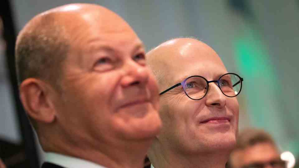 Olaf Scholz and Peter Tschentscher have been charged with aiding and abetting tax evasion