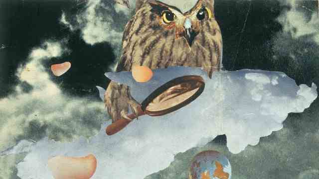 Exhibition in Würzburg: A collage that leaves room for interpretation: "owl with magnifying glass" from 1945.