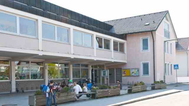 Major projects in Vaterstetten: The school on Wendelsteinstraße has to be renovated or rebuilt.