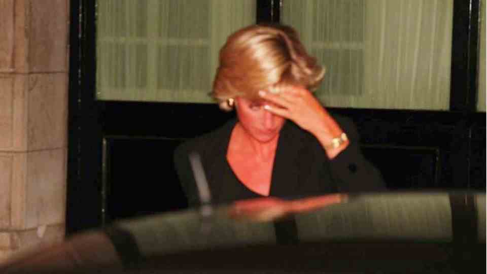 Diana leaves the Ritz Hotel just after midnight on August 31, 1997