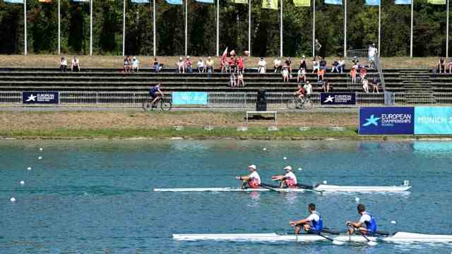 European Championships: On the first day of the European Championships there was still plenty of space in most of the sports venues, here the regatta course in Oberschleißheim.