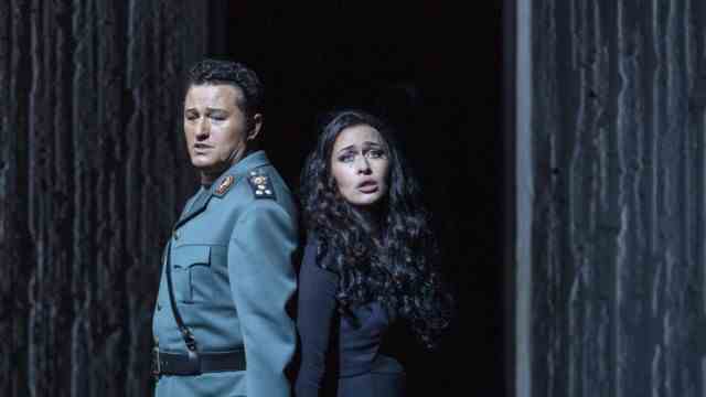 Salzburg Festival: Piotr Beczala can be seen on stage as Radamès this year in Salzburg, Elena Stikhina is Aida in this production.