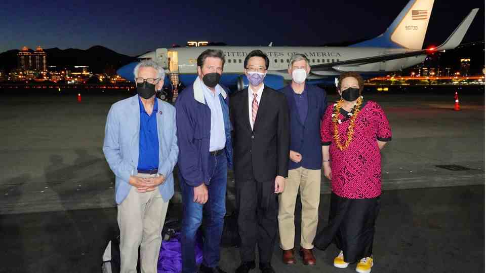 US delegation visits Taiwan's President