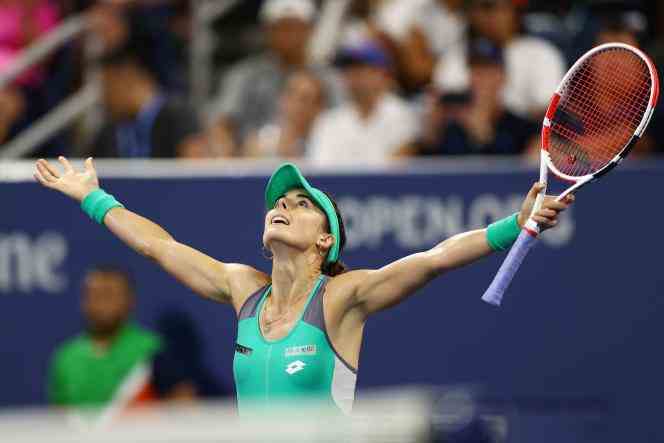 Alizé Cornet, just after his victorious match point against Britain's Emma Raducanu, in the first round of the US Open, in New York, August 30, 2022.
