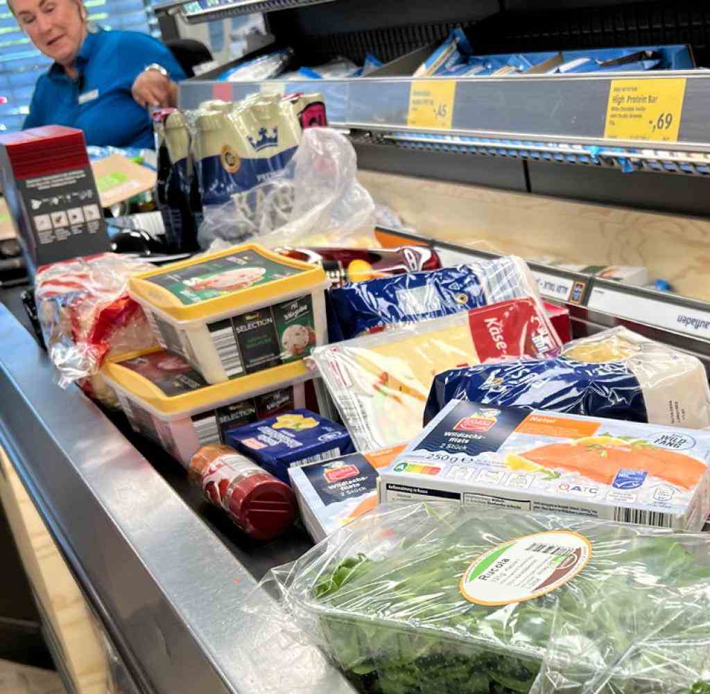 Nach offiziellen Angaben kosteten Lebensmittel in diesem August 16,6 Prozent mehr als noch vor einem Jahr