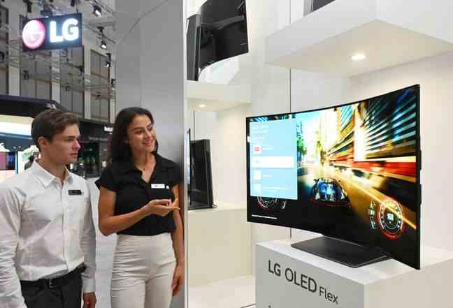 LG presents its OLED Flex display at the electronics fair IFA Berlin 2022.