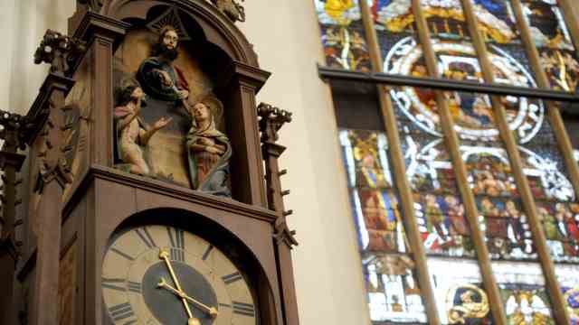 Open Monument Day: A separate tour revolves around the magnificent windows in Munich's Liebfrauendom.