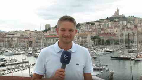 hr reporter Christian Adolph in Marseille