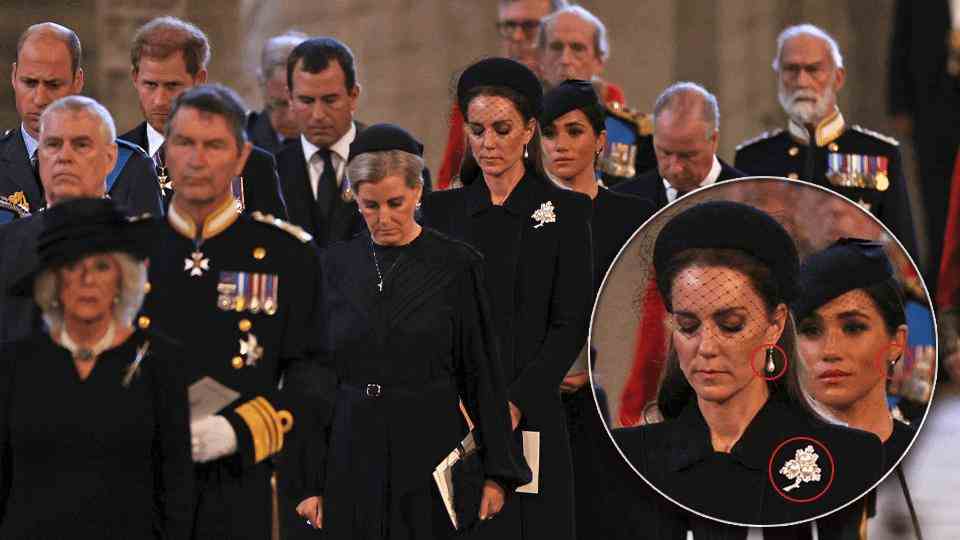 This is what Duchess Kate's brooch is a souvenir of Queen Elizabeth