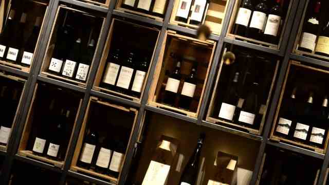 Avin: When choosing a wine, it is worth listening to the recommendations of the hosts.