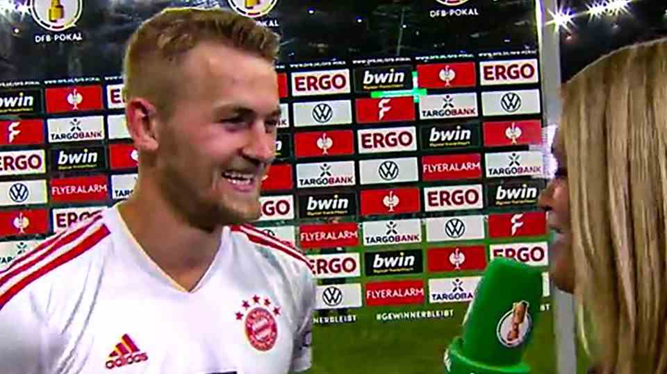 Funny interview: Bayern star de Matthijs de Ligt mixes up languages ​​on live TV