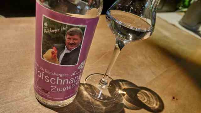 Gastronomy in the district: The Landlust scores with many regional products such as the farm's own schnapps.