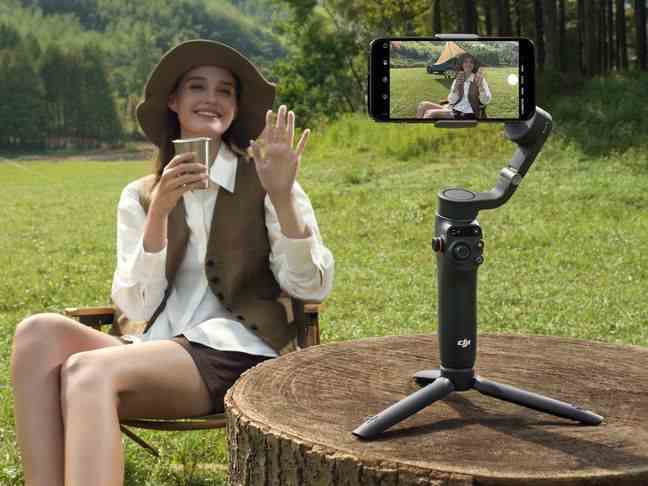 The DJI Osmo Mobile 6 comes with a tripod.