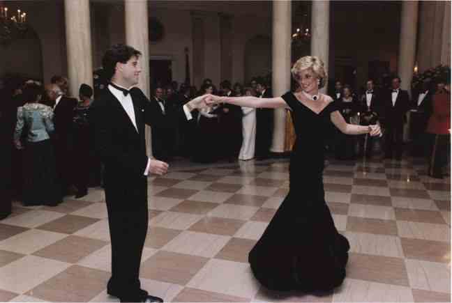 Princess Diana danced with John Travolta at the White House on November 9, 1985.