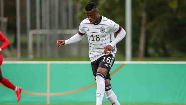 National team: Armel Bella-Kotchap played for Bochum last year, now he's playing for Southampton - and is about to make his national team debut.