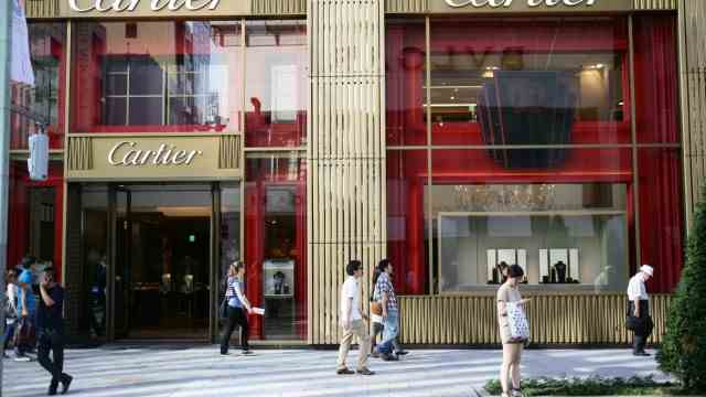 Monetary policy: luxury business in Tokyo: In Japan, prices have not risen as much as in Europe.