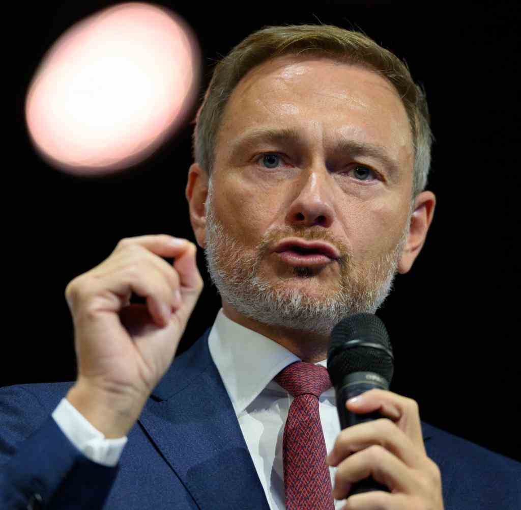 Christian Lindner calls for leaner boardrooms and administrations in public service broadcasting
