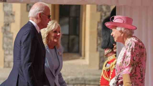 Funeral of Queen Elizabeth II: The Biden couple met the Queen for tea in Windsor in June 2021.  The US President later admitted that the Queen reminded him of his mother.