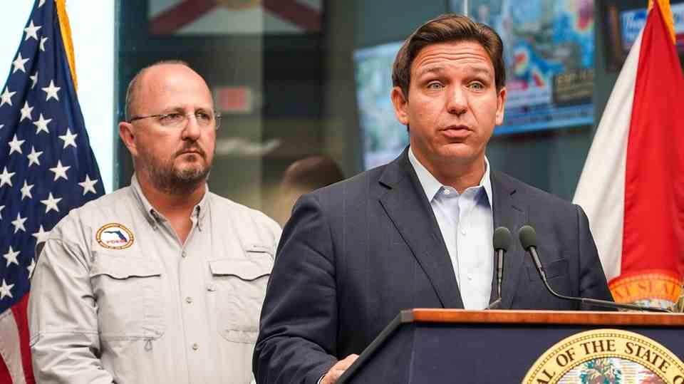 Ron DeSantis provides update on the course of Hurricane Ian