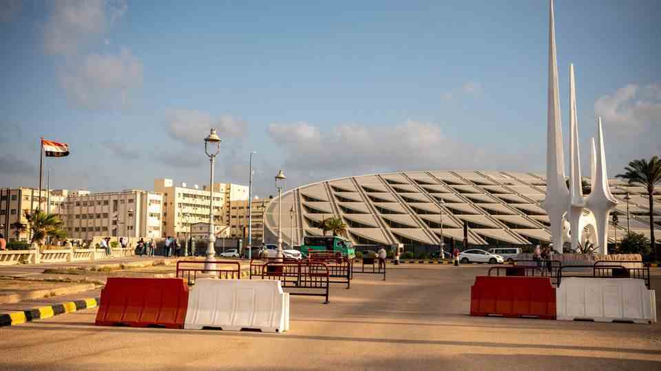 New construction of the Library of Alexandria