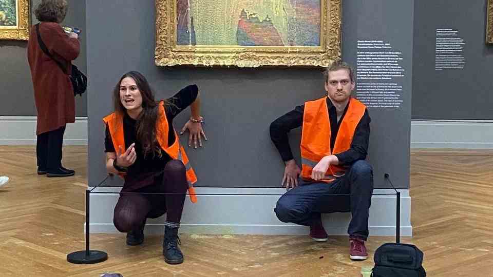 Climate activists pour mashed potatoes over Monet paintings at the Museum Barberini