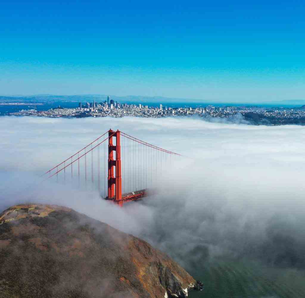 Fog blankets Golden Gate Bridge