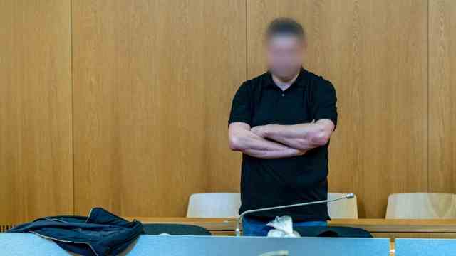 Process in Landshut: The accused in the courtroom of the district court.  He was sentenced to five years and six months in prison.