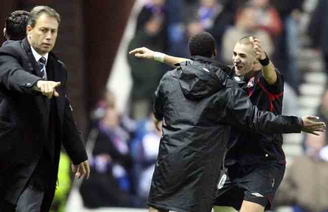Karim Benzema scorer in the Champions League at Ibrox Park against Glasgow Rangers with Olympique Lyonnais coached by Alain Perrin, December 12, 2007.