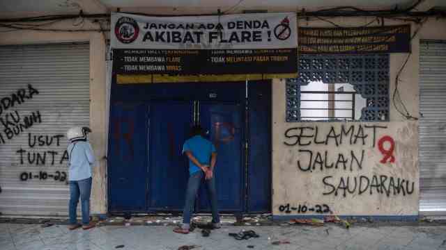 Stadium disaster in Indonesia: undefined