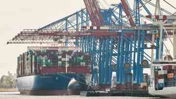 Hamburg's container terminal in Tollerort is one of Germany's most important trading windows.