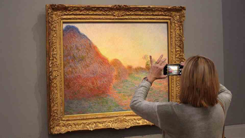 This is what the painting looks like "meules" by Claude Monet without mashed potatoes