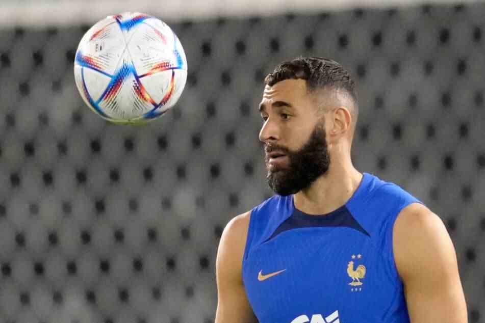 Frankreich-Star Karim Benzema (34) könnte das Turnier in Katar verpassen.