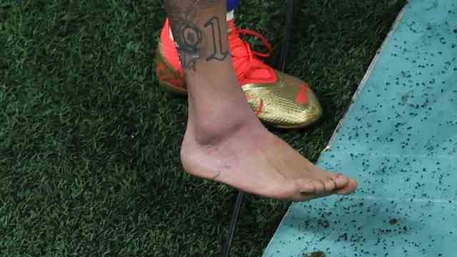 Neymar's ankle swelling at Qatar 2022 World Cup