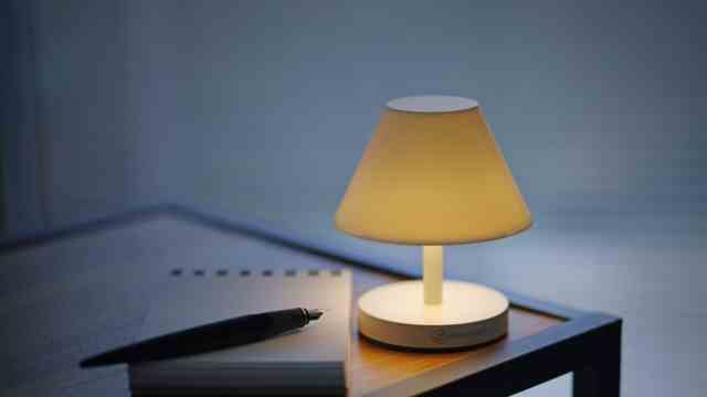 Have & Be: Small highlight: The new mini lamp "T Light" by Mori Mori.