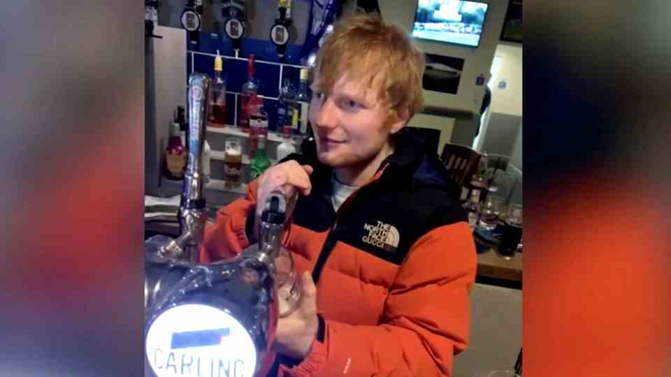 Ed Sheeran pours a beer in a Birmingham pub