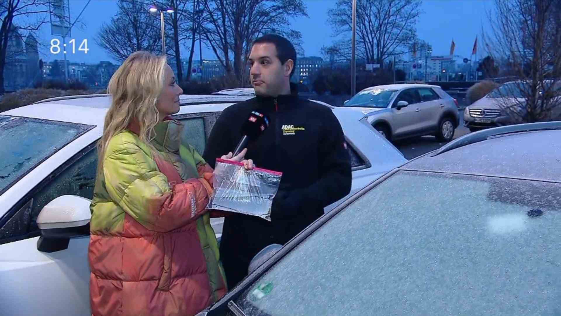 Stay away from this life hack!  Angela Finger-Erben tests ice scrapers