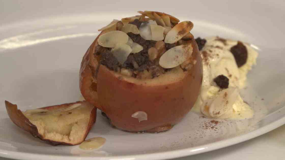 Doc Fleck reveals her recipe for healthy baked apple feasting without regrets