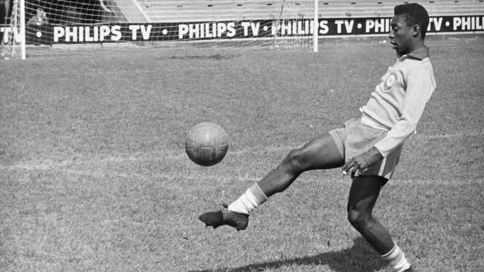 Pele training during the 1958 World Cup in Sweden