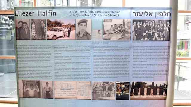 Attack at the 1972 games: An exhibition in the Fürstenfeldbruck district office commemorated the Israeli wrestler Eliezer Halfin.