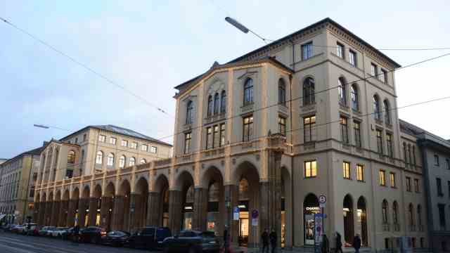 Architect Friedrich Bürklein: Maximilianstrasse in Munich should actually be called Bürkleinstrasse.