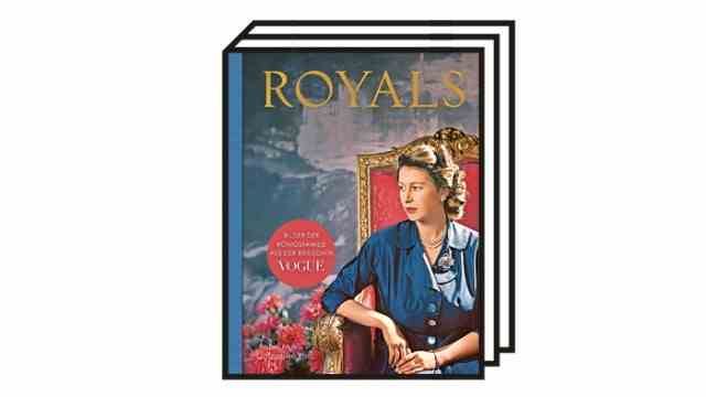 picture book "royals": Josephine Ross and Robert Murir: Royals - Images of the Royal Family from British Vogue: A Photographic History of the Windsors.  Prestel, Munich 2022. 304 pages.  38 euros.
