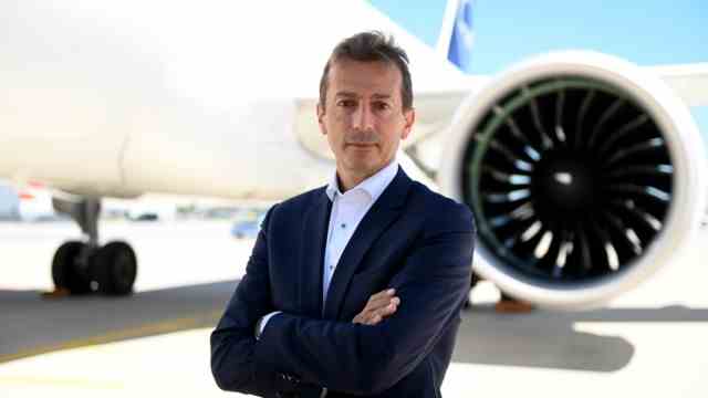 Air traffic: Guillaume Faury is CEO of the aerospace group Airbus, he hired the A 380.