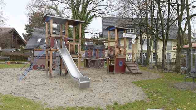 Unterhaching: The table tennis table is still missing on the new playground on Lohestraße.  It should be up by spring.