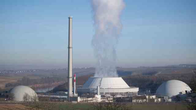 European Union: The Neckarwestheim nuclear power plant near Heilbronn.  EnBW produces electricity there.  So far, the price for this has been de facto based on the gas price.