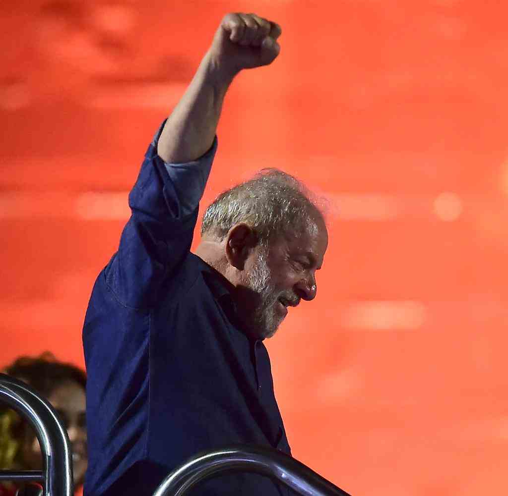 Got 50.9 percent of the votes in the runoff: politician Lula da Silva