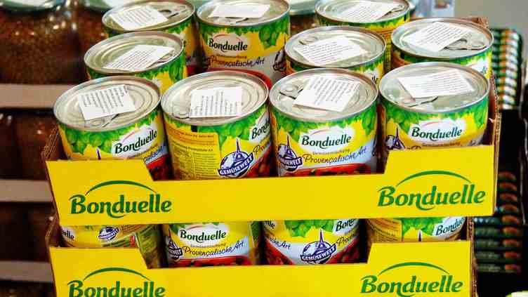 Des boites de conserves de légumes de la marque Bonduelle. (Sébastien JARRY / MAXPPP)