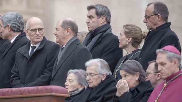 Funeral Mass in the Vatican: undefined