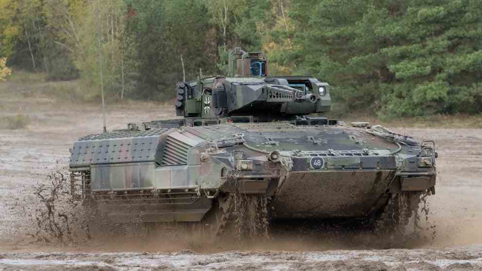 Puma The Puma infantry fighting vehicle is intended to replace the Marder.  Despite numerous technical glitches, Defense Minister Christine Lambrecht (SPD) wants to stick with the Puma after an extensive damage analysis