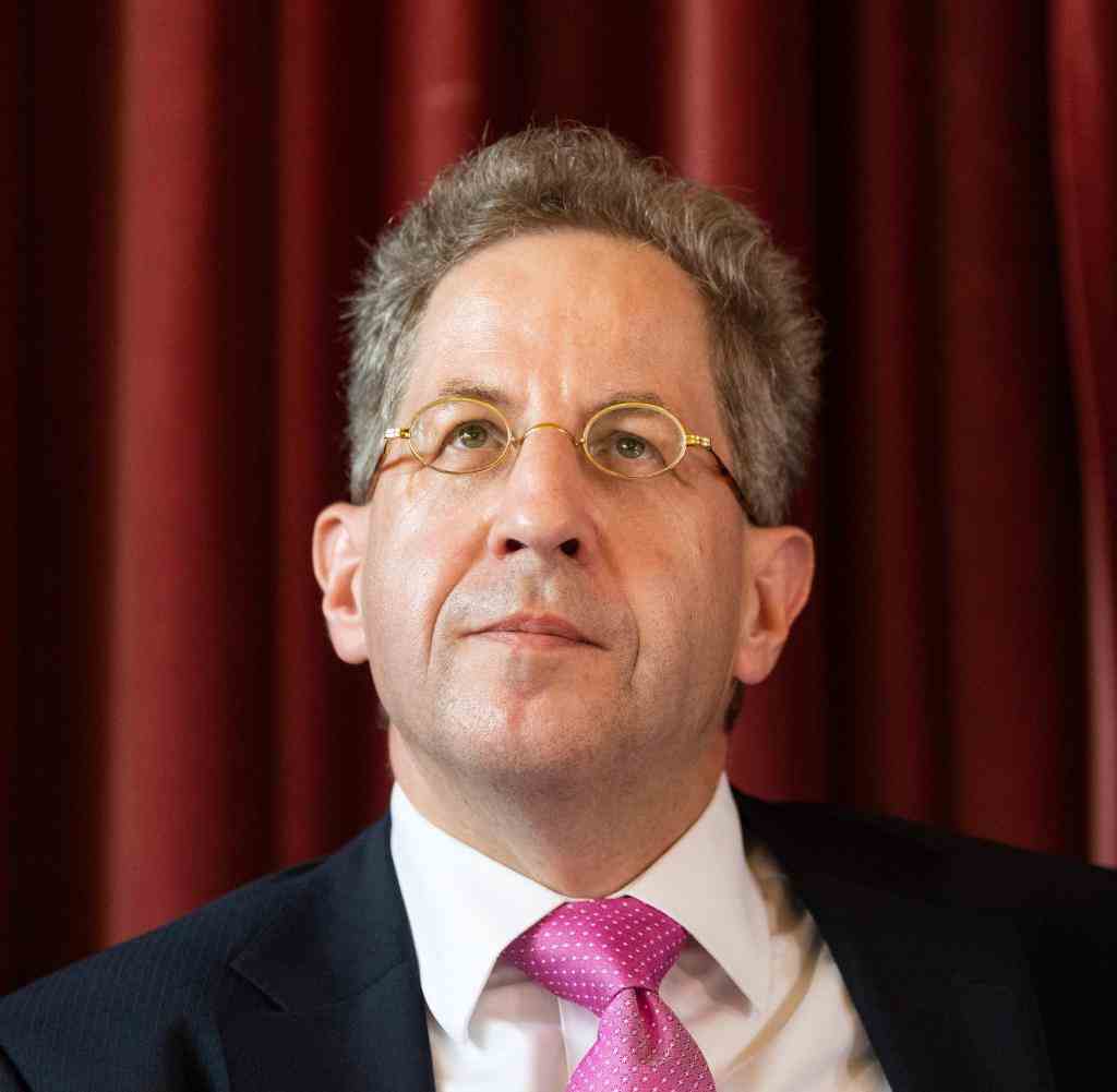 Far be it from him to damage Israel, says HG Maassen
