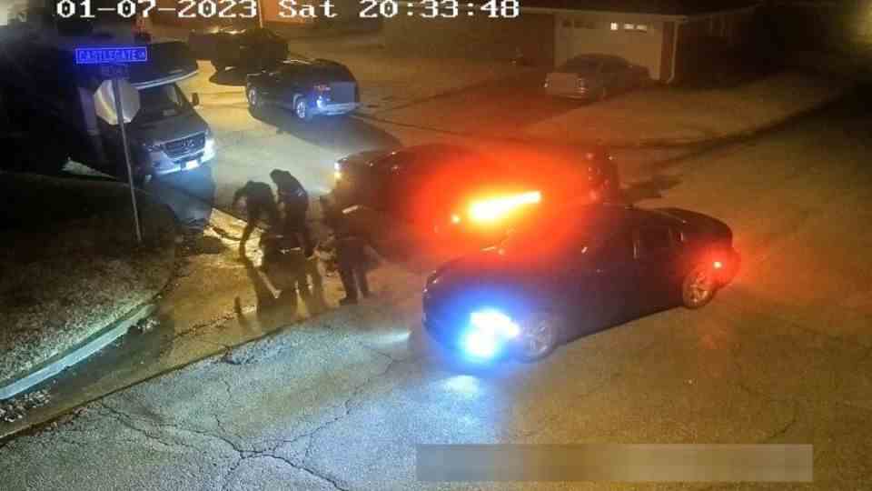 Memphis, USA: Police officers beat Tire Nichols
